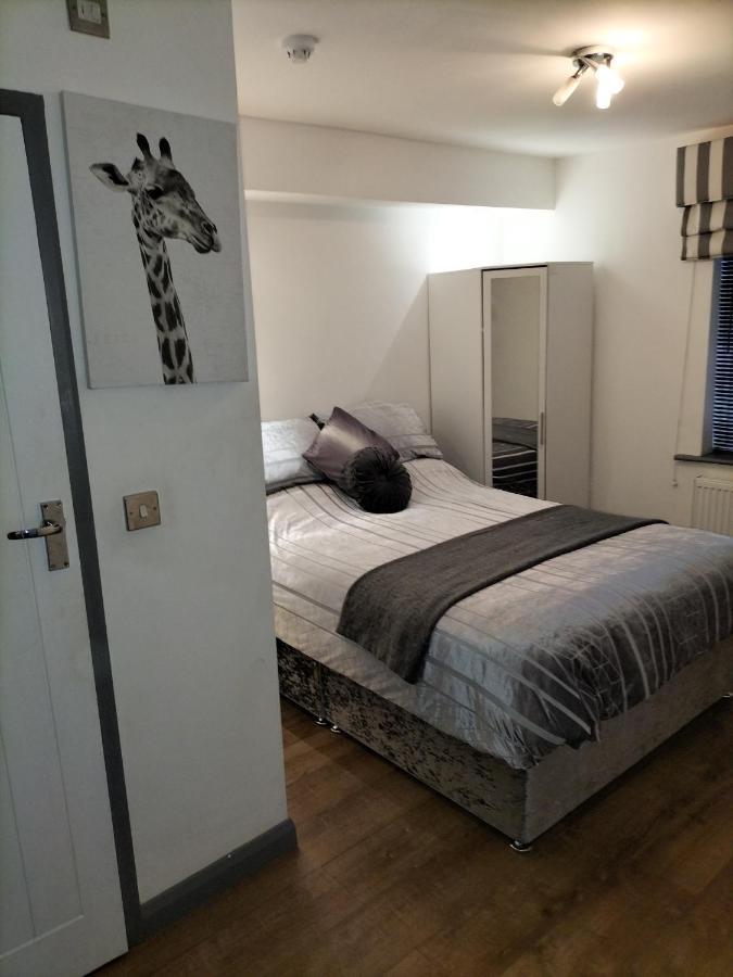 The New Accommodation Free Complementary Breakfast Tibshelf Esterno foto