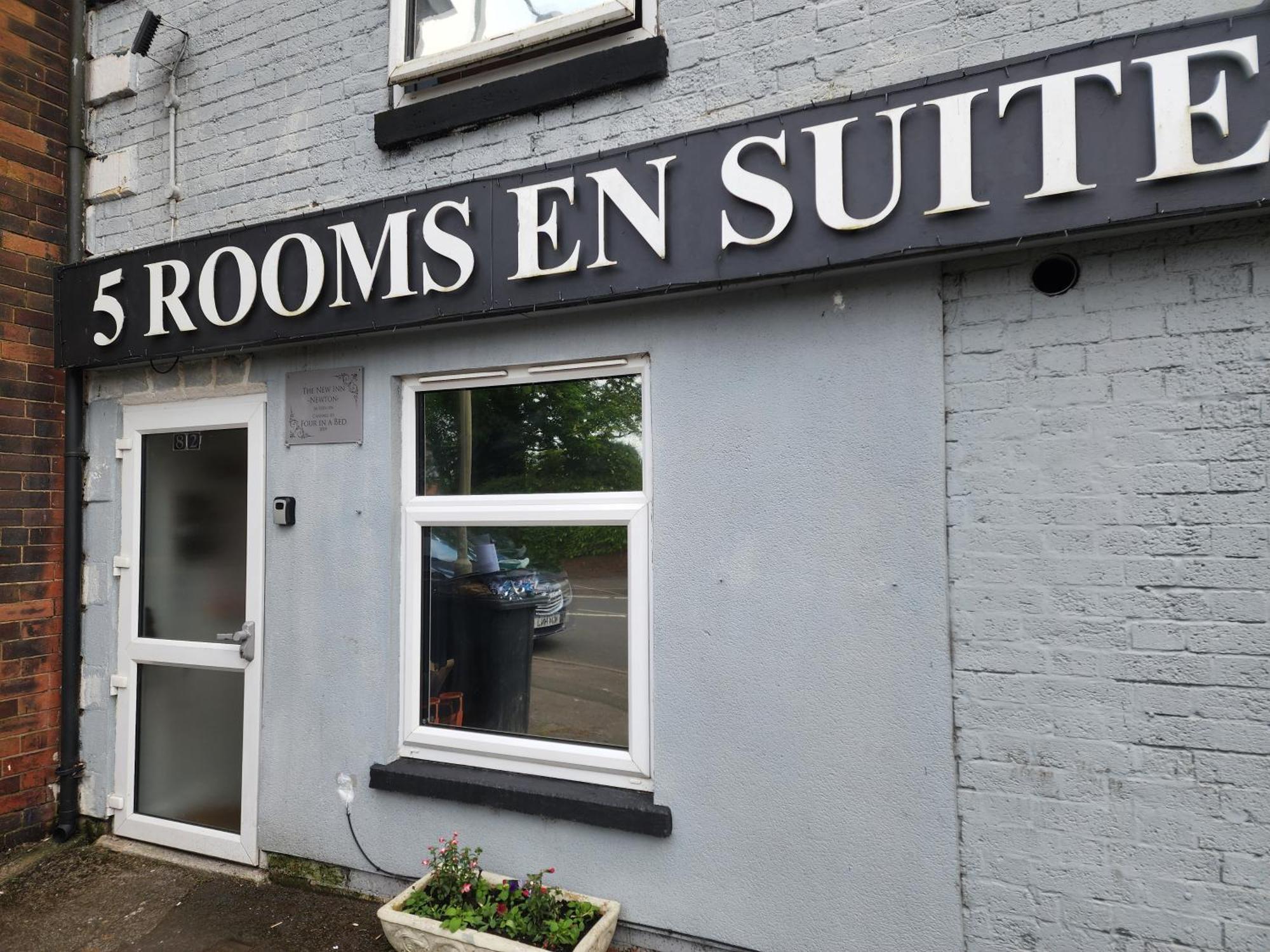 The New Accommodation Free Complementary Breakfast Tibshelf Esterno foto