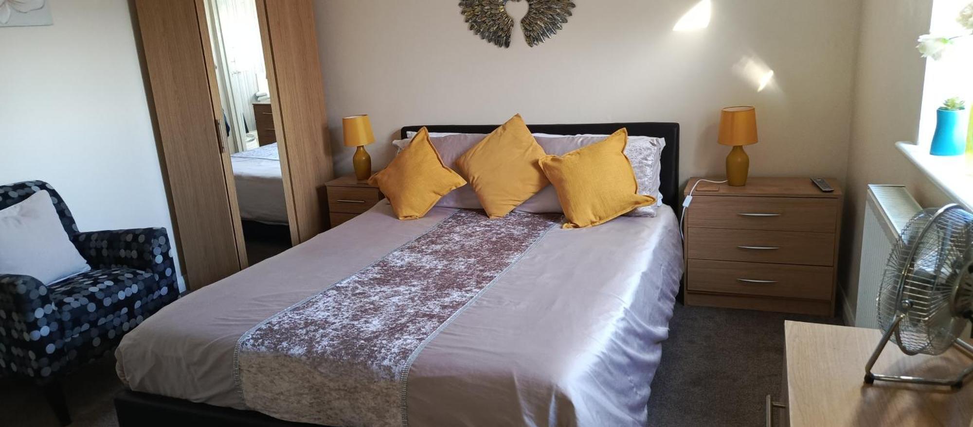 The New Accommodation Free Complementary Breakfast Tibshelf Esterno foto